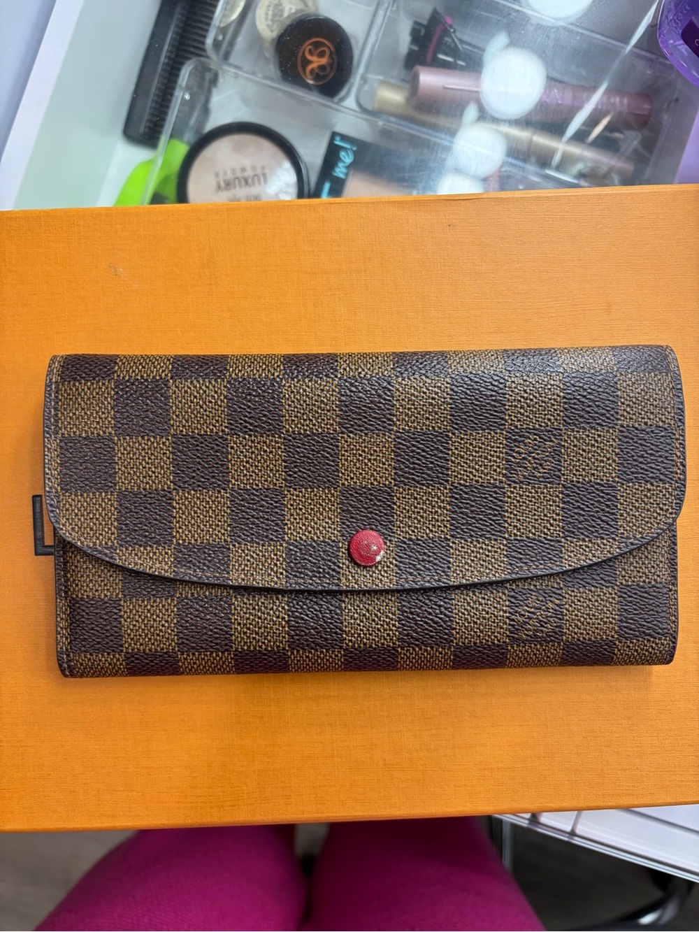 Louis Vuitton Designer-Style Brown Checkered Wallet with Red Button